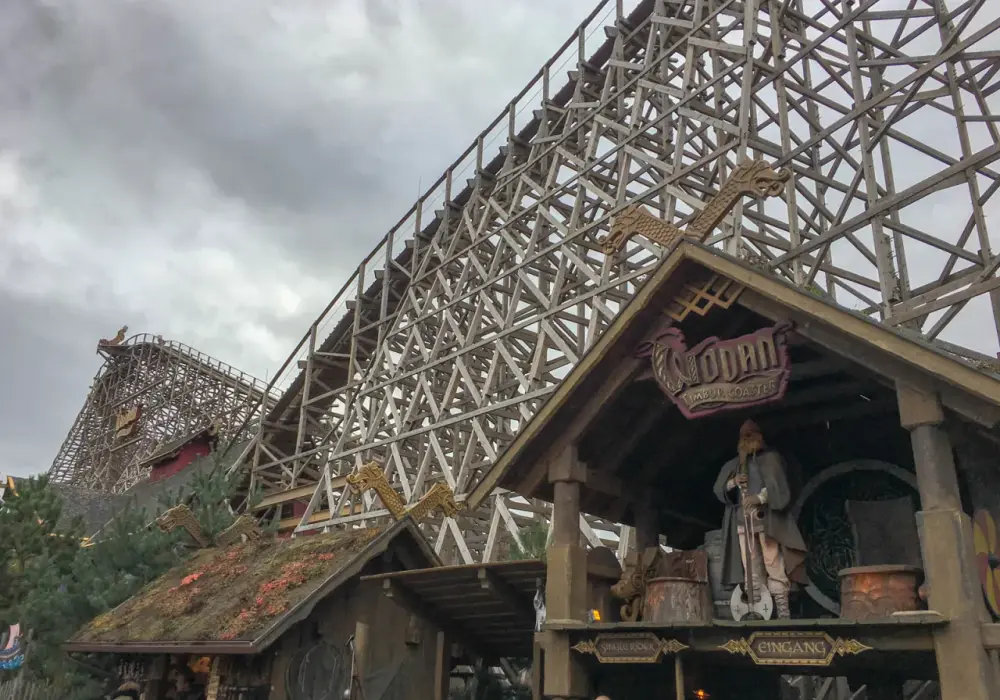 Najlepsze atrakcje w Europa-Park, które musisz zobaczyć w 2023