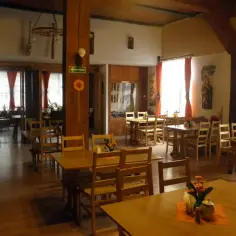 Gdzie zjeść w Sobótce? Odkryj najlepsze lokale i smaki