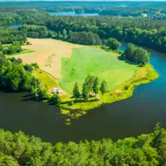 Jezioro Kamienickie - piękne miejsce na relaks i przygodę w Kaszubach